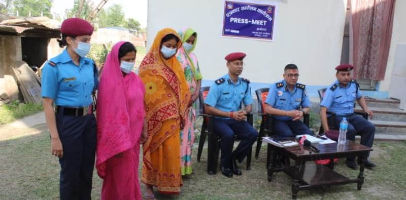 बीमा रकमको लागि श्रीमतीद्वारा श्रीमानलाई करेन्ट लगाएर हत्या